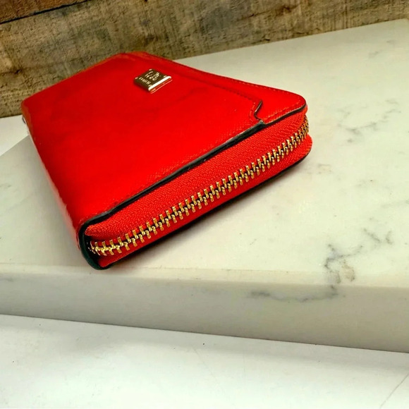 Coach Patent Leather Zip Around Wallet - Picture 5 of 11